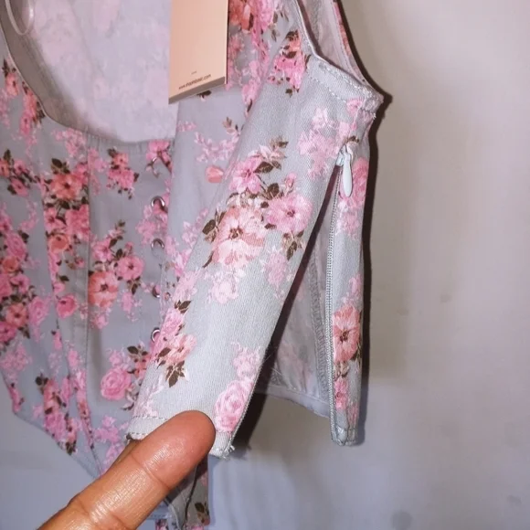 New floral top size L Zipper Blashe - Picture 3 of 4